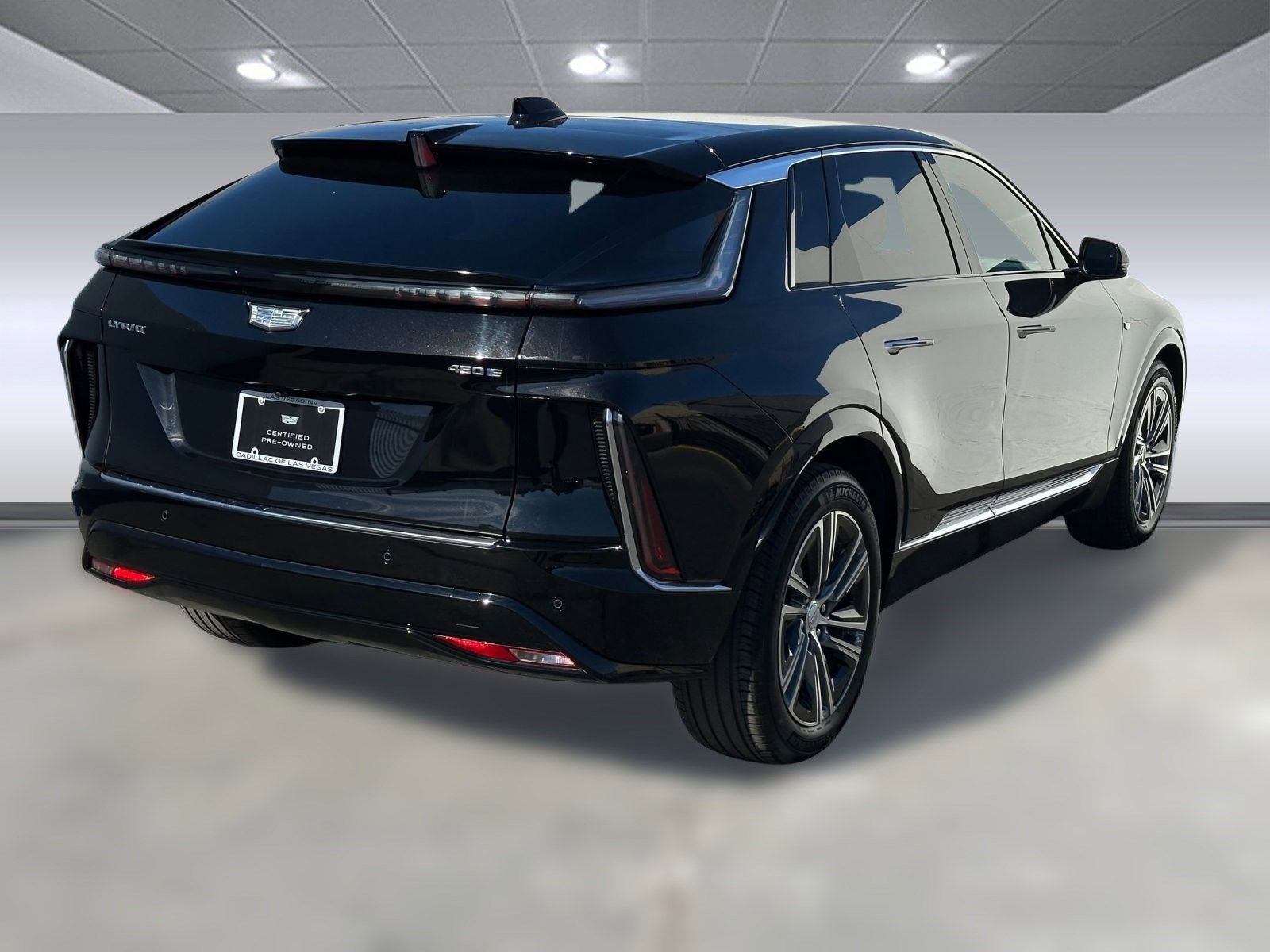 Certified 2024 Cadillac Lyriq Luxury image 7