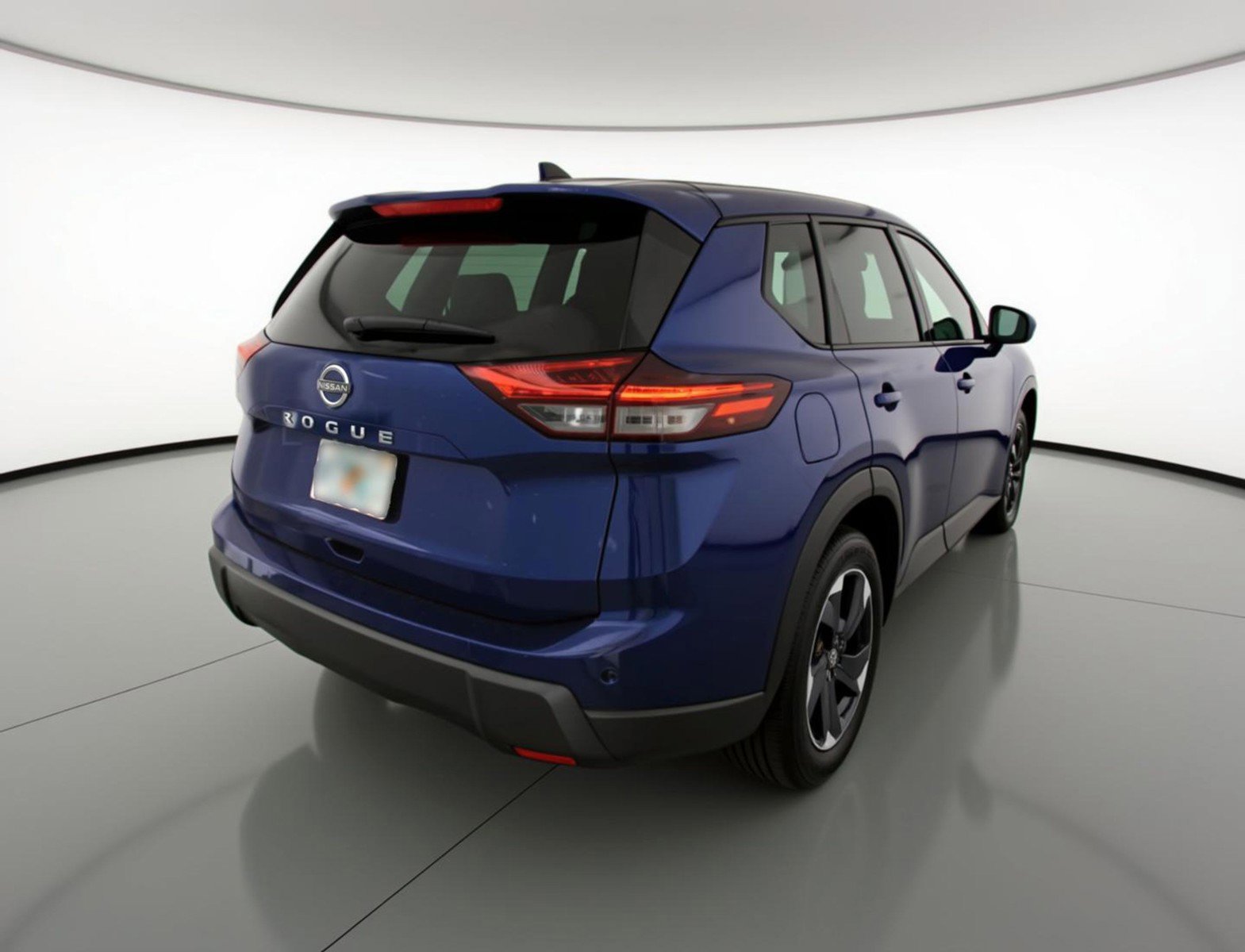 Used 2025 Nissan Rogue SV FWD image 9