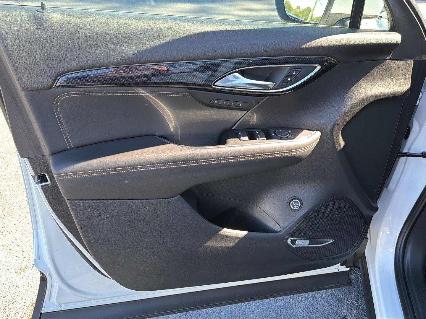 Used 2023 Buick Envision Essence w/ Technology Package I AWD/4WD image 16