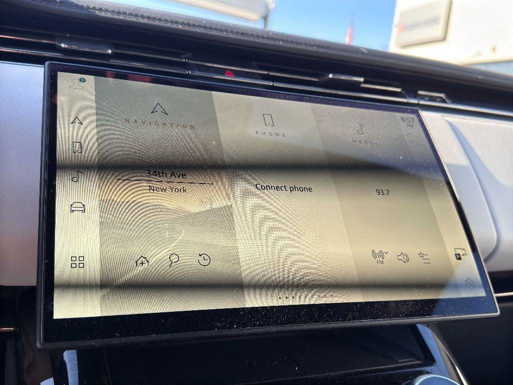 Used 2023 Land Rover Range Rover Sport SE Dynamic image 26