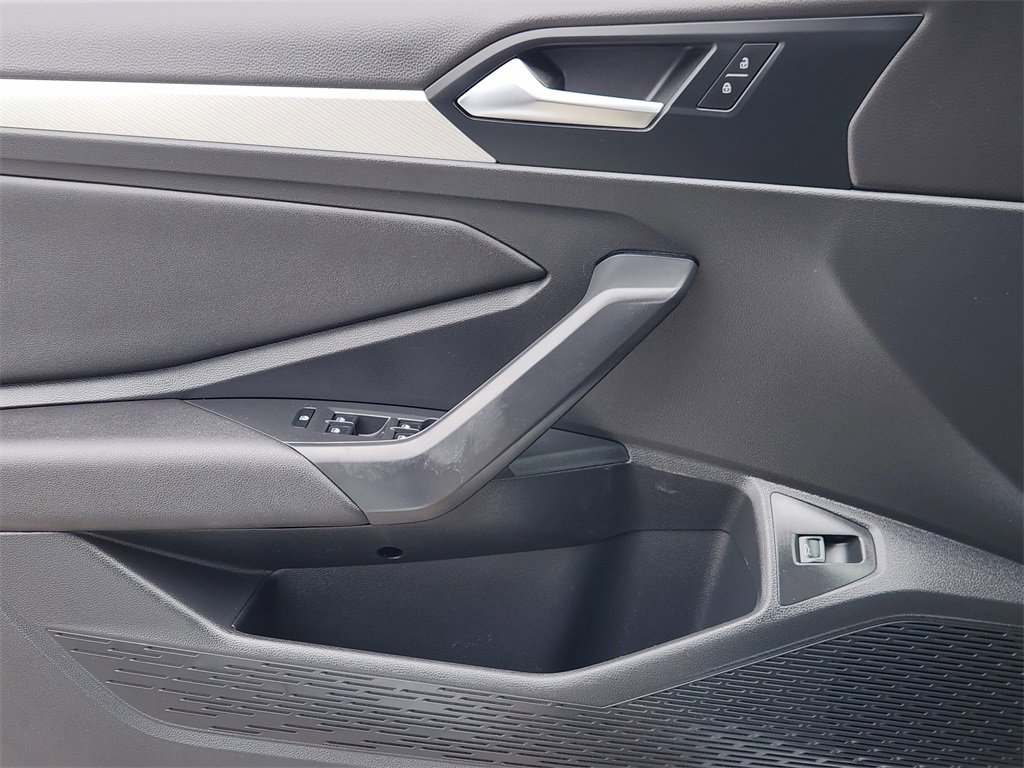 Used 2020 Volkswagen Jetta S w/ Driver Assistance Package image 16