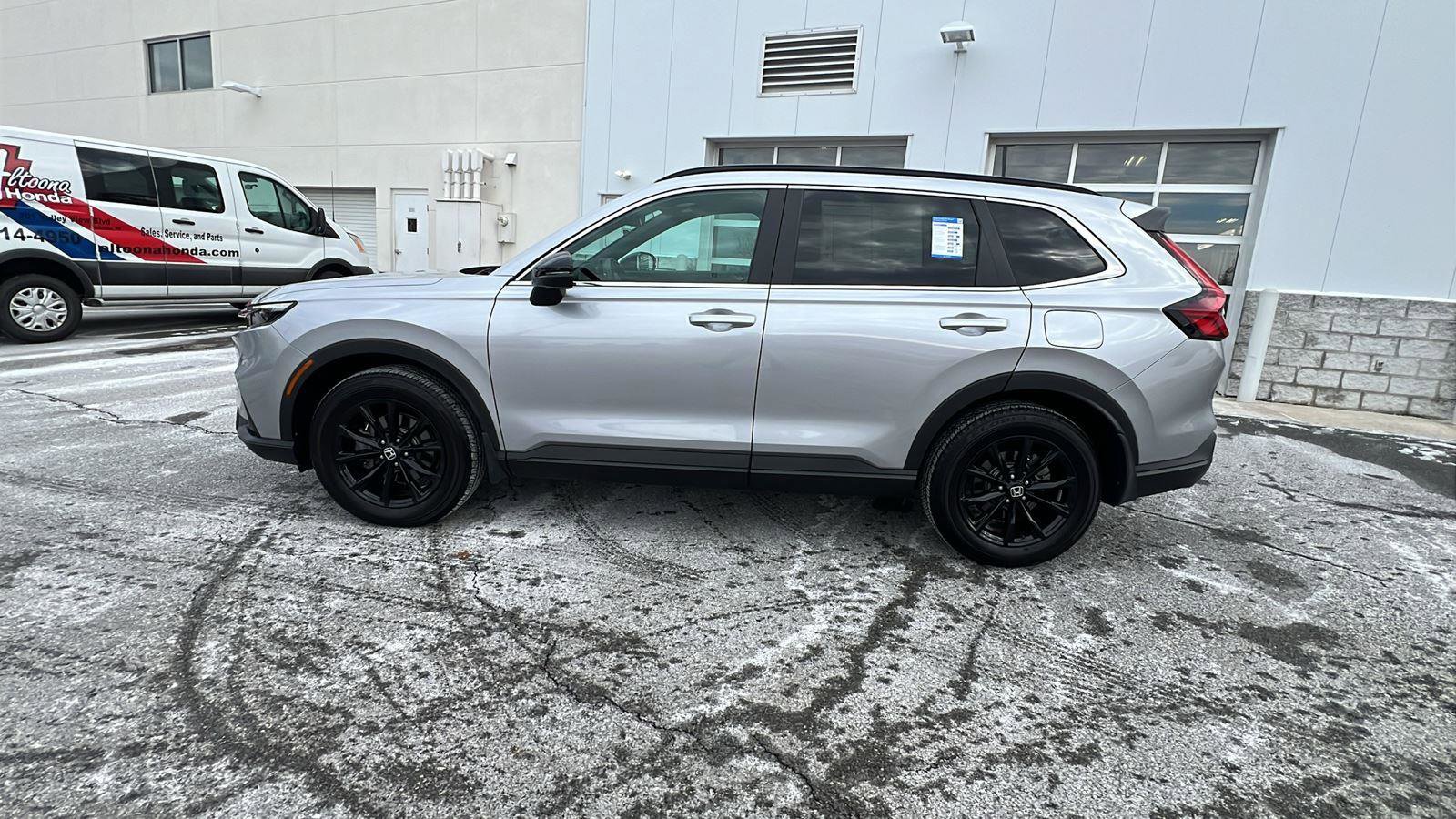 Certified 2025 Honda CR-V Sport-L image 7