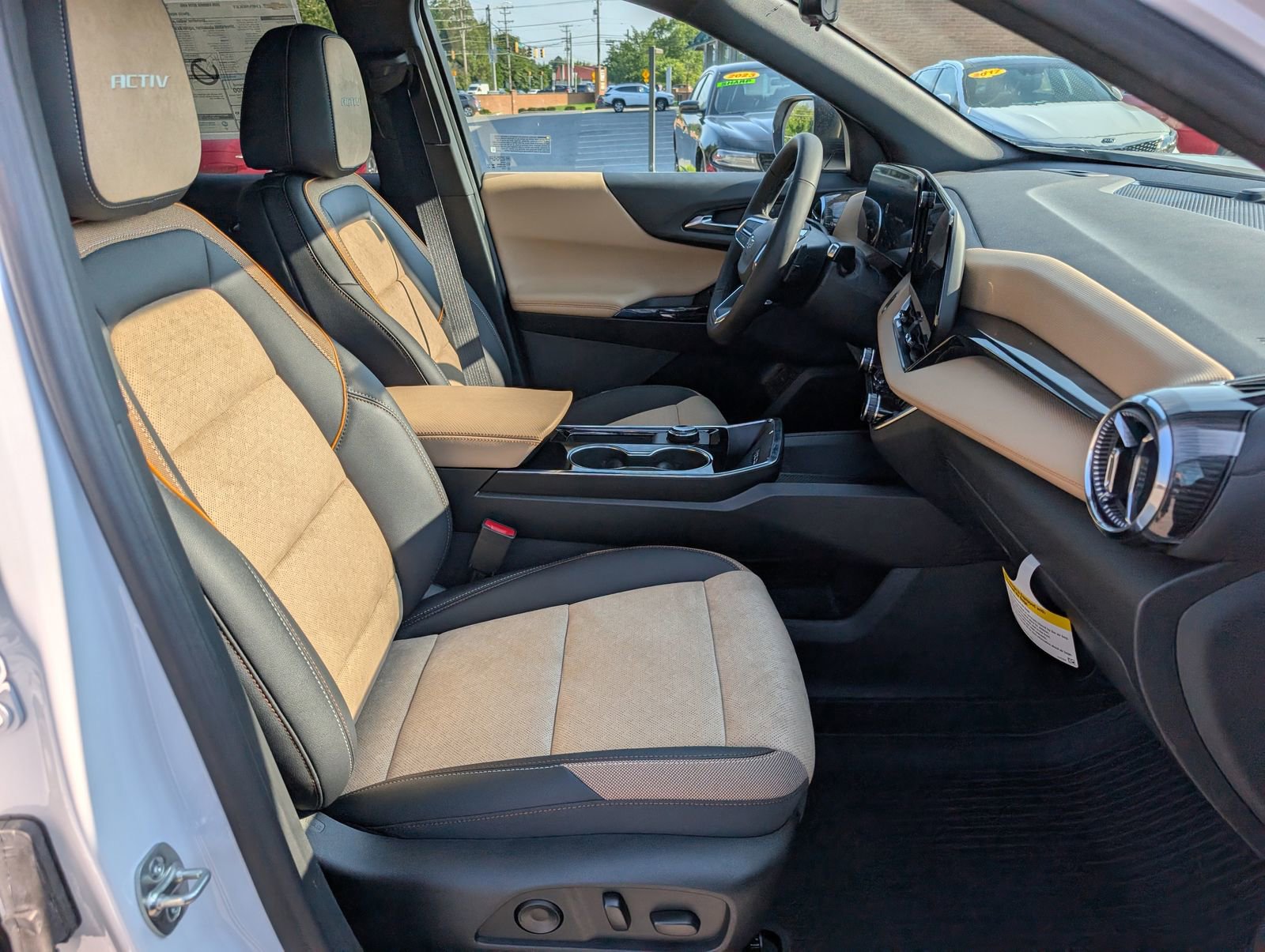 New 2026 Chevrolet Equinox ACTIV w/ Convenience Package III image 10