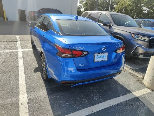 Used 2022 Nissan Versa SV FWD image 8