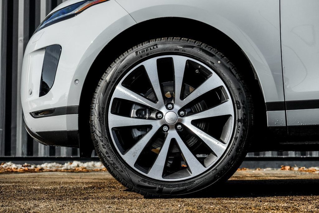 New 2026 Land Rover Range Rover Evoque S AWD/4WD image 4