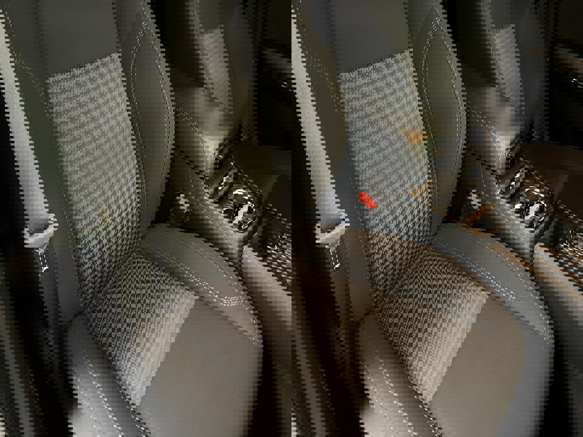 Used 2021 Dodge Charger SXT w/ Blacktop Package image 95