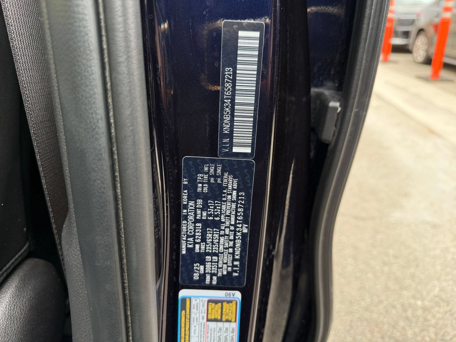 Used 2026 Kia Carnival FWD image 27