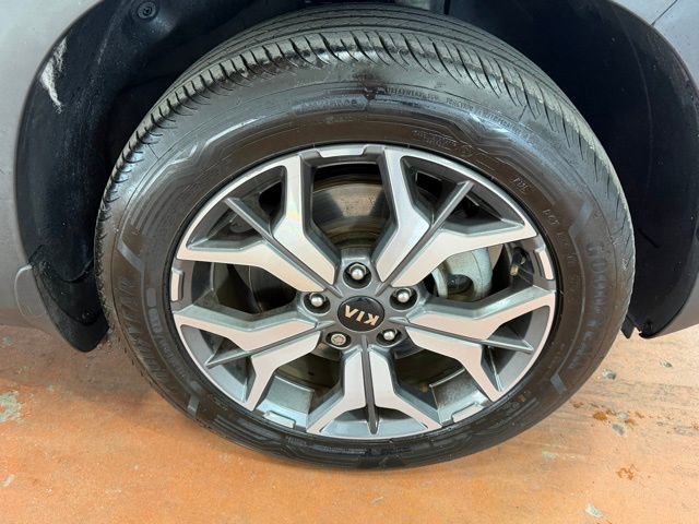 Used 2021 Kia Seltos EX image 8