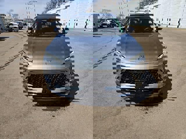 Used 2024 Buick Envision Sport Touring image 2