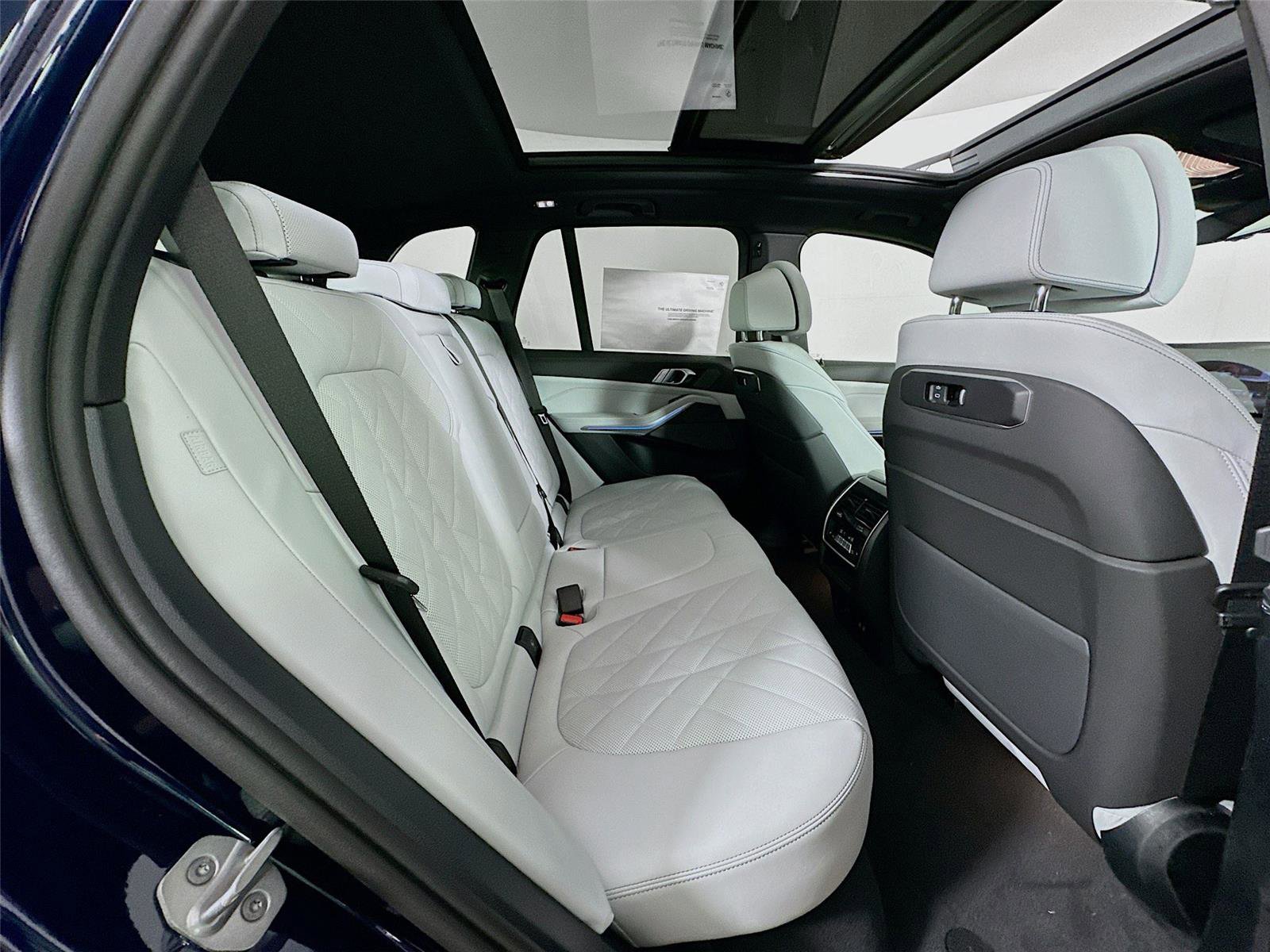 New 2026 BMW X5 xDrive40i w/ M Sport Package image 29