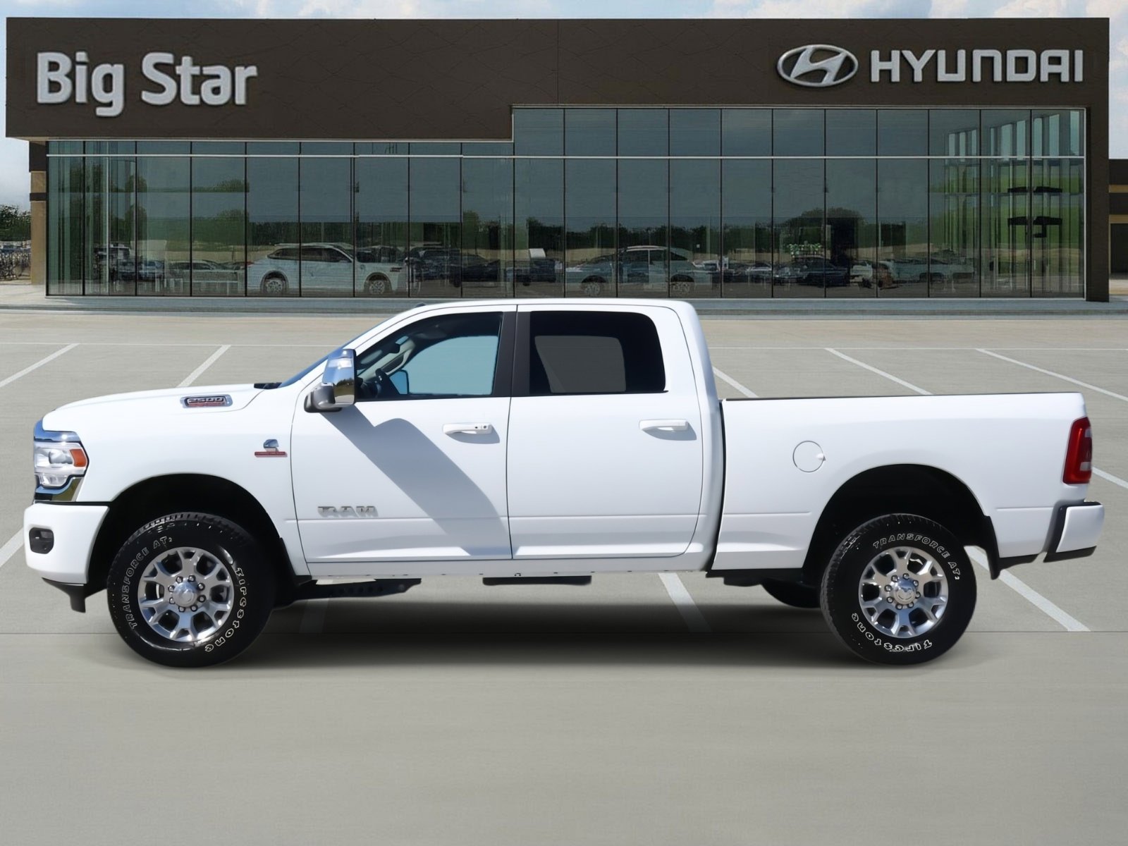 Used 2024 RAM 2500 Laramie w/ Safety Group image 2