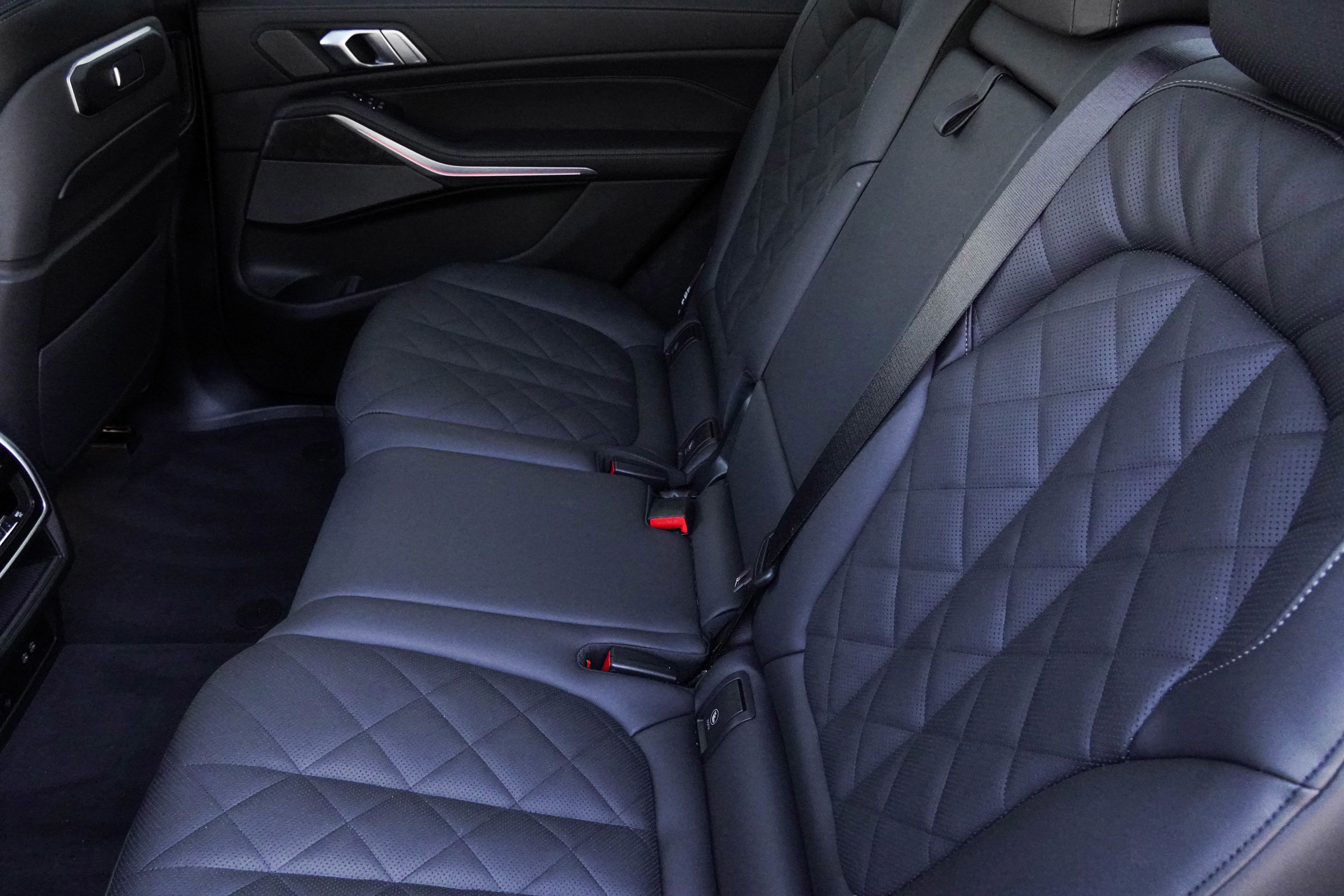 Certified 2026 BMW X7 xDrive40i w/ M Sport Package image 38