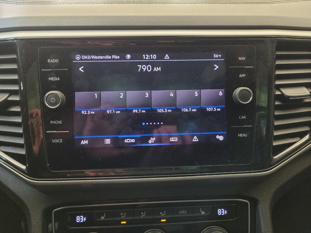 Used 2021 Volkswagen Atlas Cross Sport SEL R-Line image 25