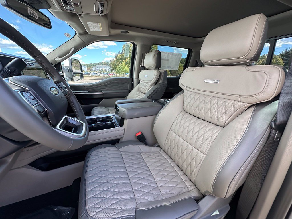 New 2027 Ford F250 Platinum w/ Platinum Plus Package AWD/4WD image 20