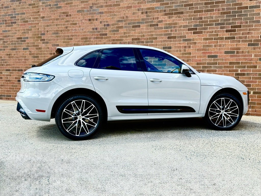 New 2026 Porsche Macan image 7