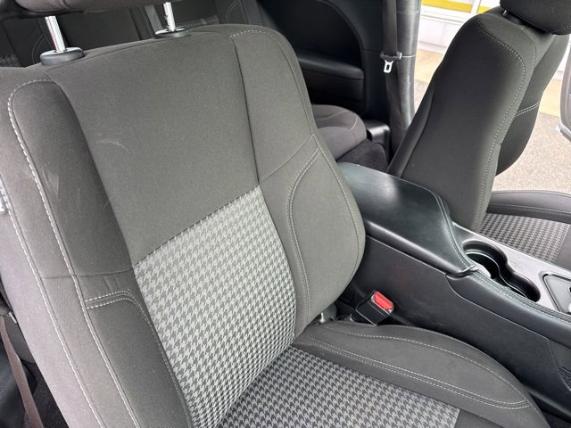 Used 2022 Dodge Challenger SXT image 26