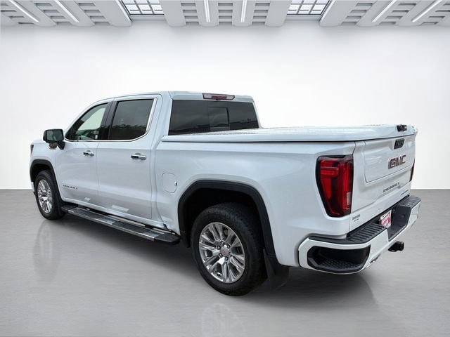 Used 2024 GMC Sierra 1500 Denali w/ Technology Package AWD/4WD image 7