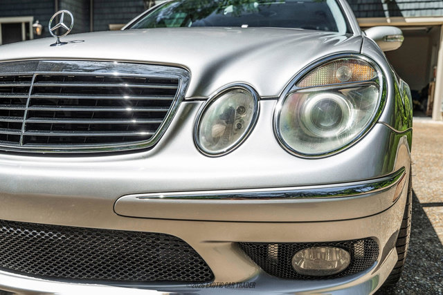 Used 2005 Mercedes-Benz E 55 AMG Sedan image 70