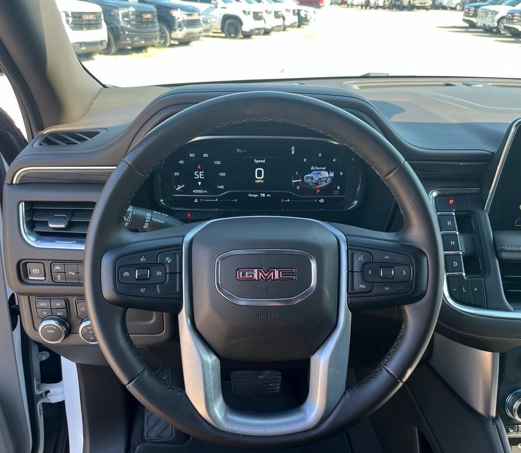 Used 2023 GMC Yukon SLT AWD/4WD image 20