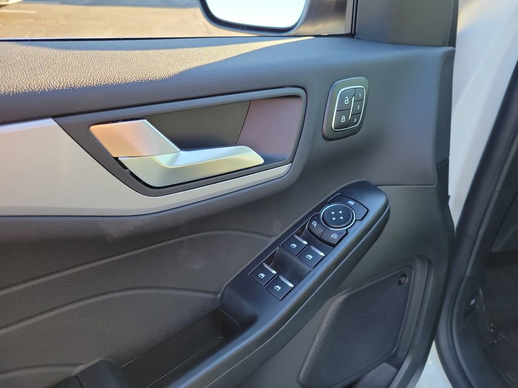 New 2026 Ford Escape Platinum w/ Premium Technology Package image 19