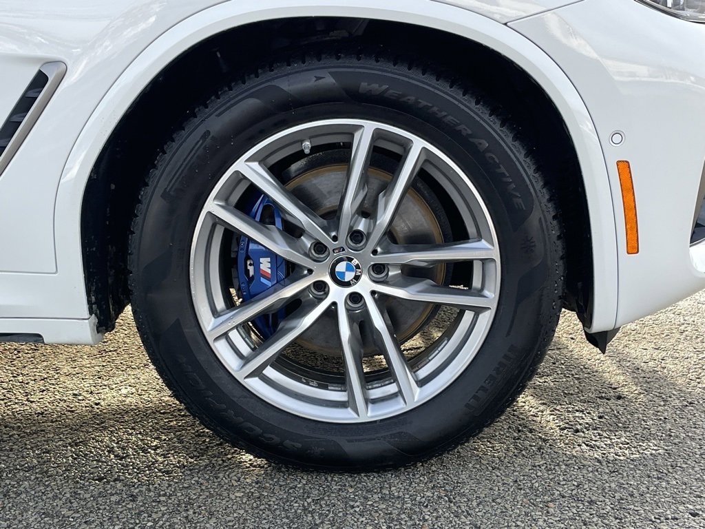 Used 2018 BMW X3 M40i image 11