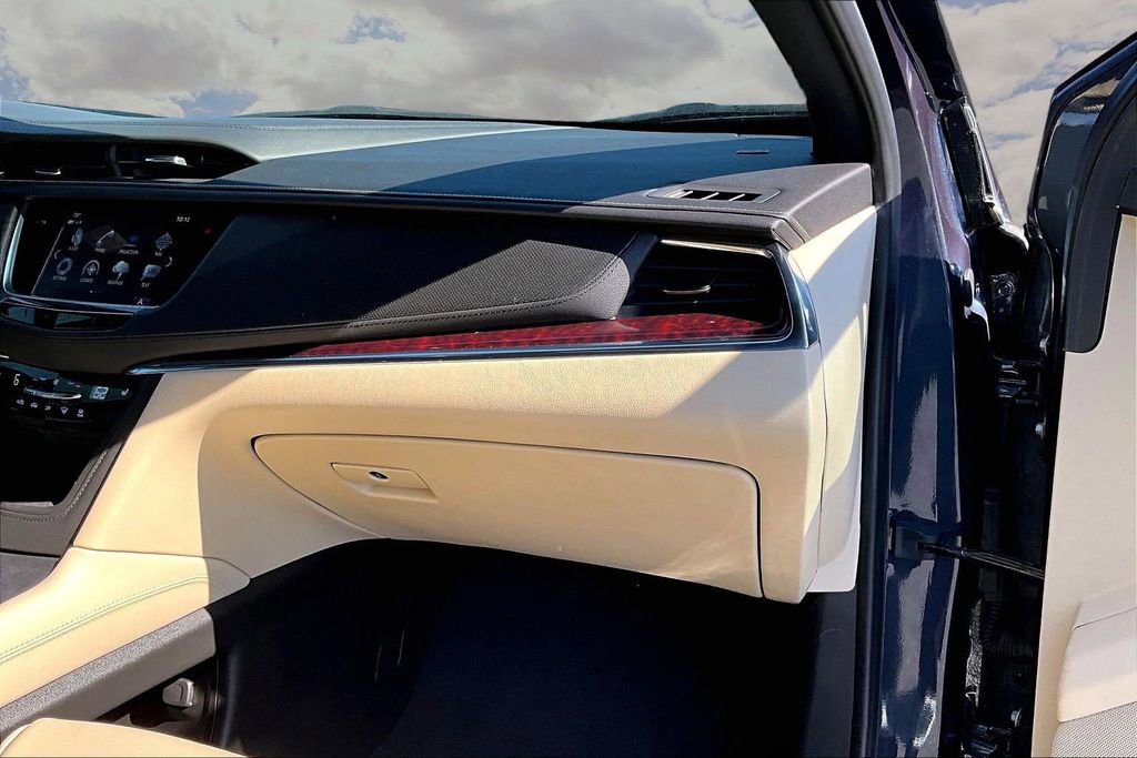 Used 2019 Cadillac XT5 Luxury FWD image 26