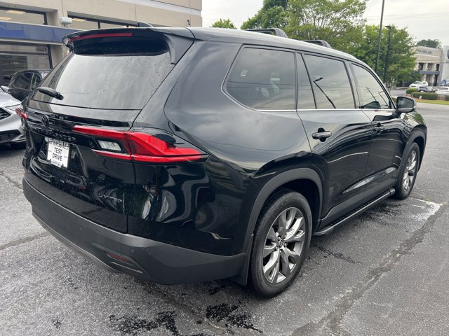 Used 2024 Toyota Grand Highlander AWD image 5