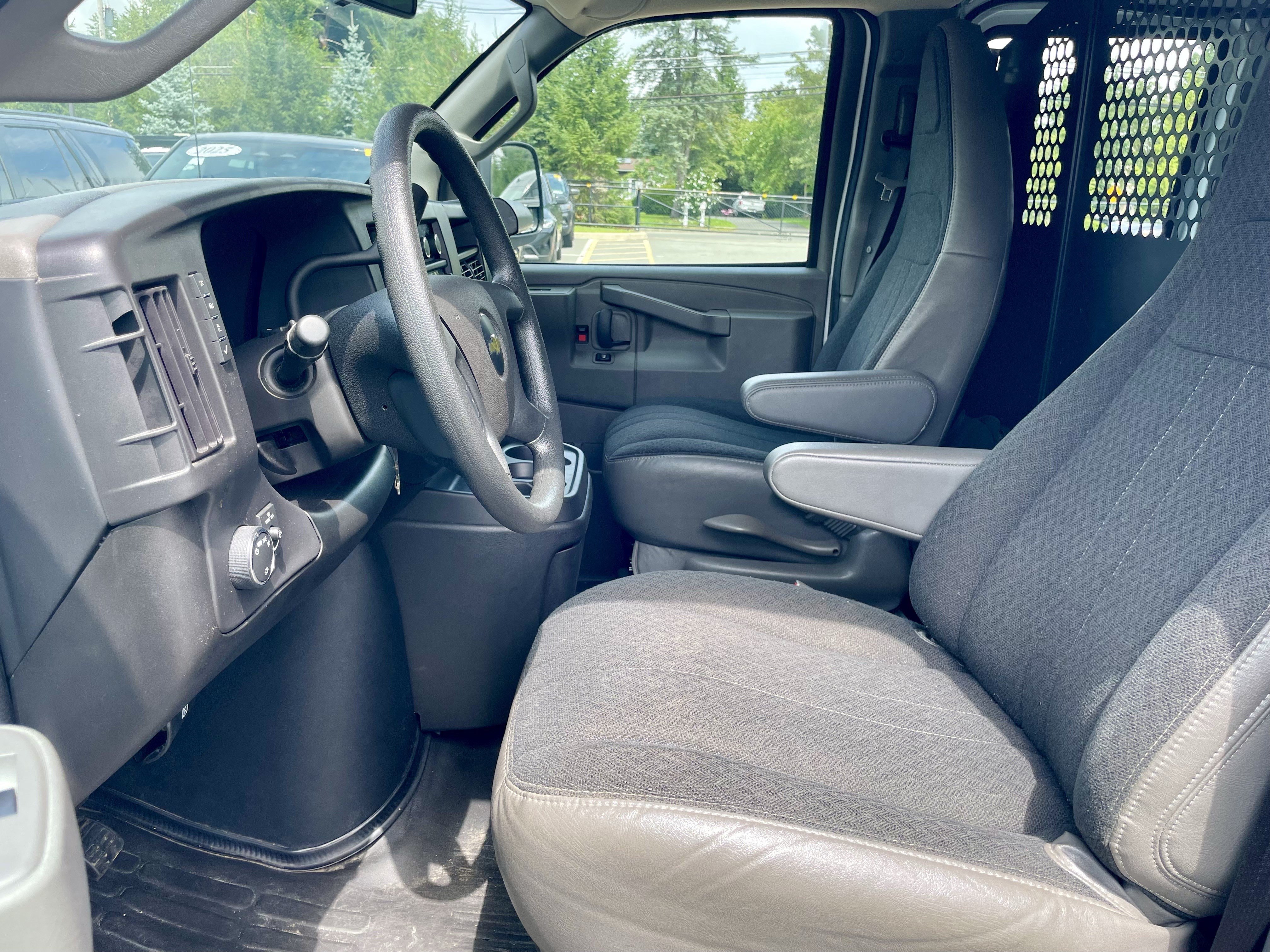 Used 2024 Chevrolet Express 2500 w/ Driver Convenience Package RWD image 14
