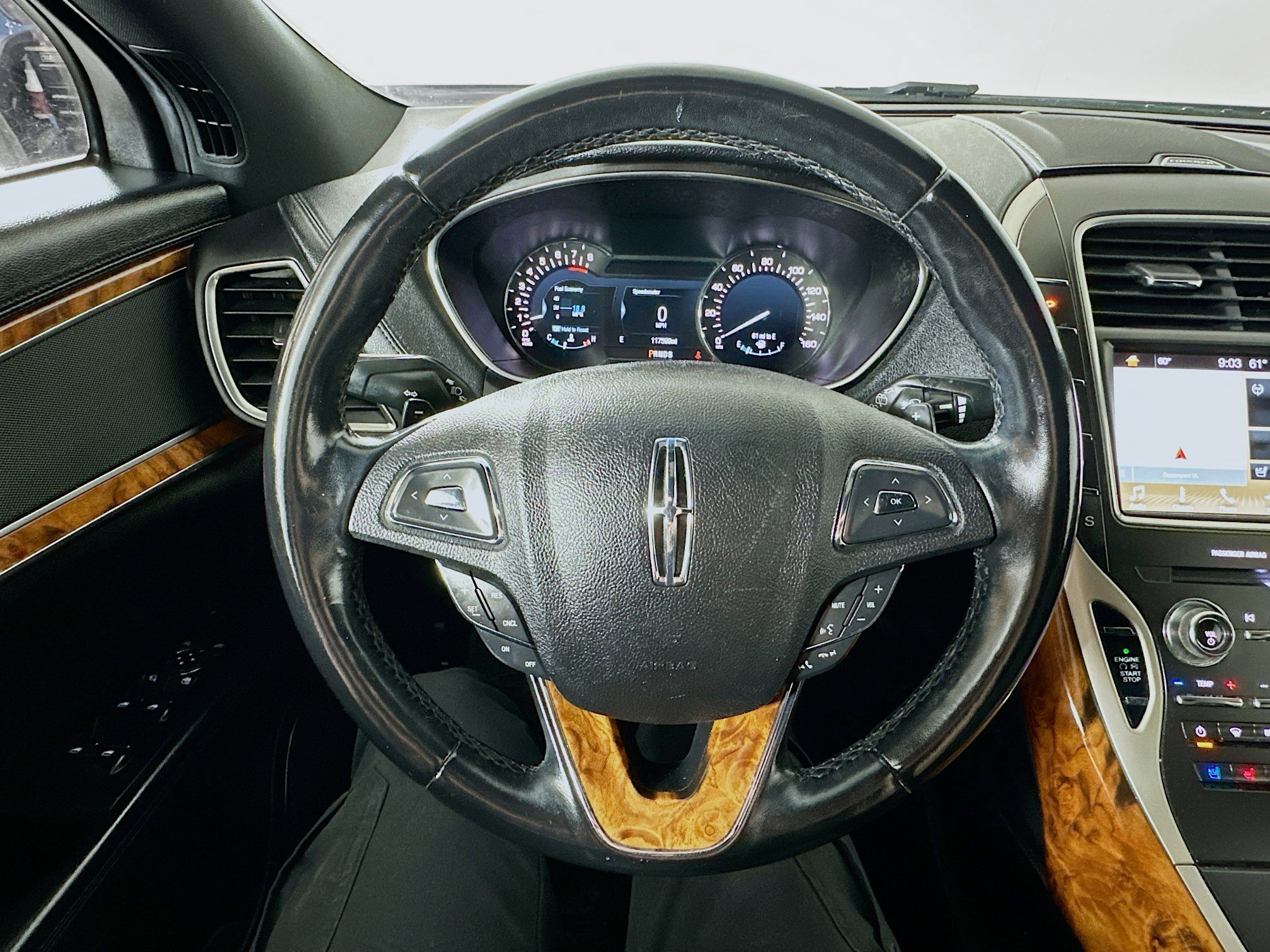 Used 2018 Lincoln MKX Reserve AWD/4WD image 11