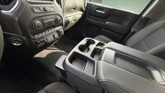 Used 2025 Chevrolet Silverado 2500 Custom w/ Custom Value Package AWD/4WD image 17