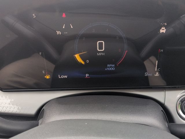 New 2026 Chevrolet Trax LT w/ Midnight Edition FWD image 13