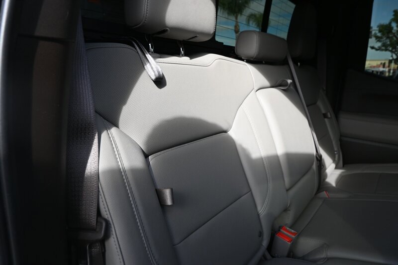 Used 2019 GMC Sierra 1500 SLT AWD/4WD image 48