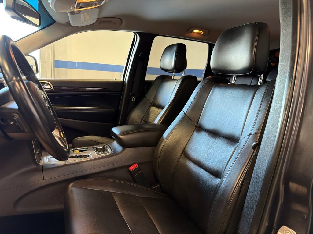 Used 2013 Jeep Grand Cherokee Laredo AWD/4WD image 20
