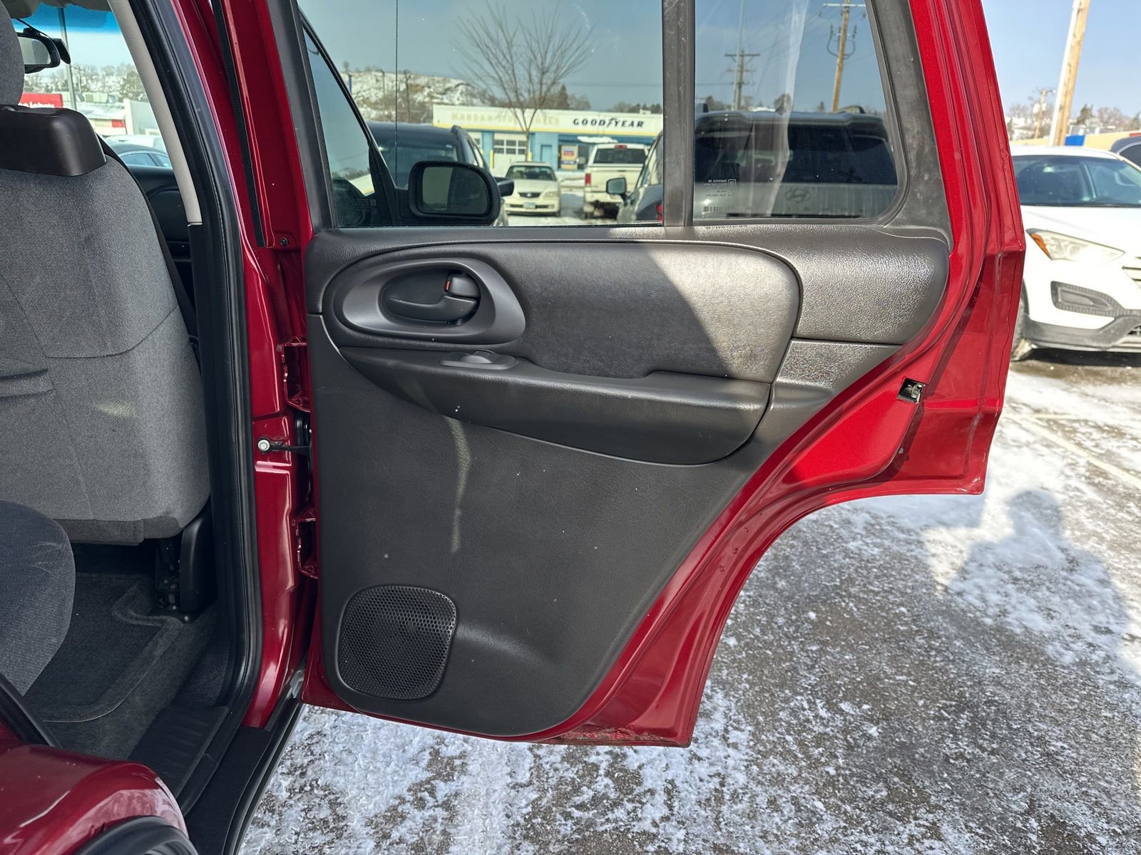 Used 2009 Chevrolet TrailBlazer LT w/ Sun And Sound Package image 31