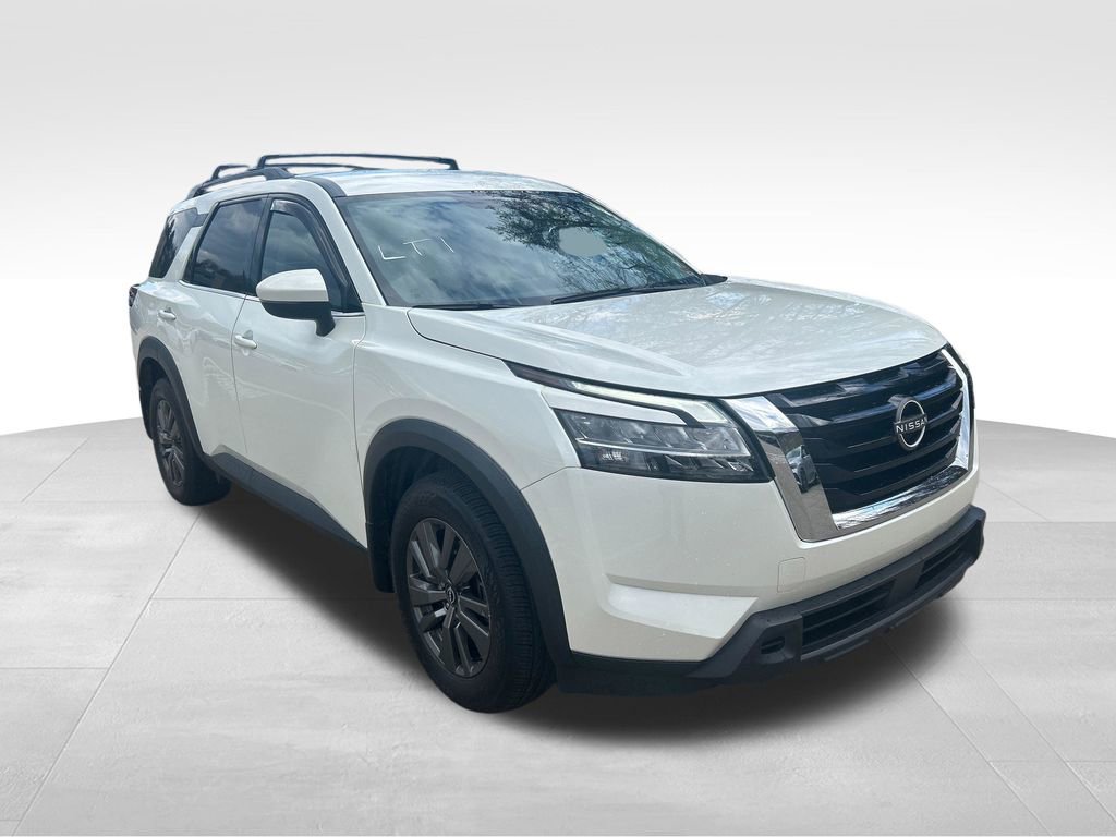 Used 2022 Nissan Pathfinder SV image 8