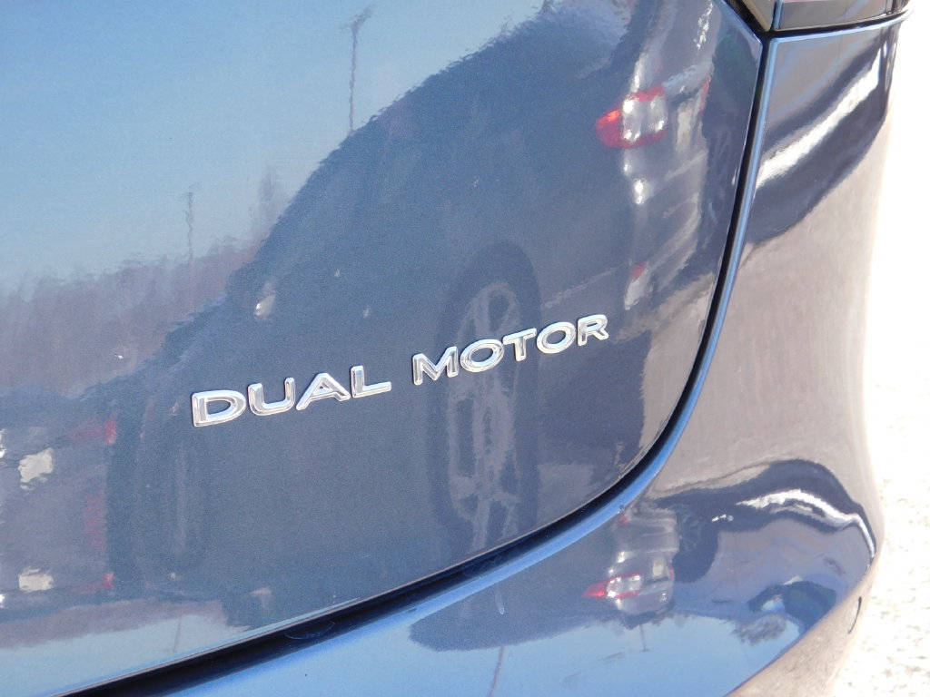 Used 2022 Tesla Model 3 Long Range AWD/4WD image 6