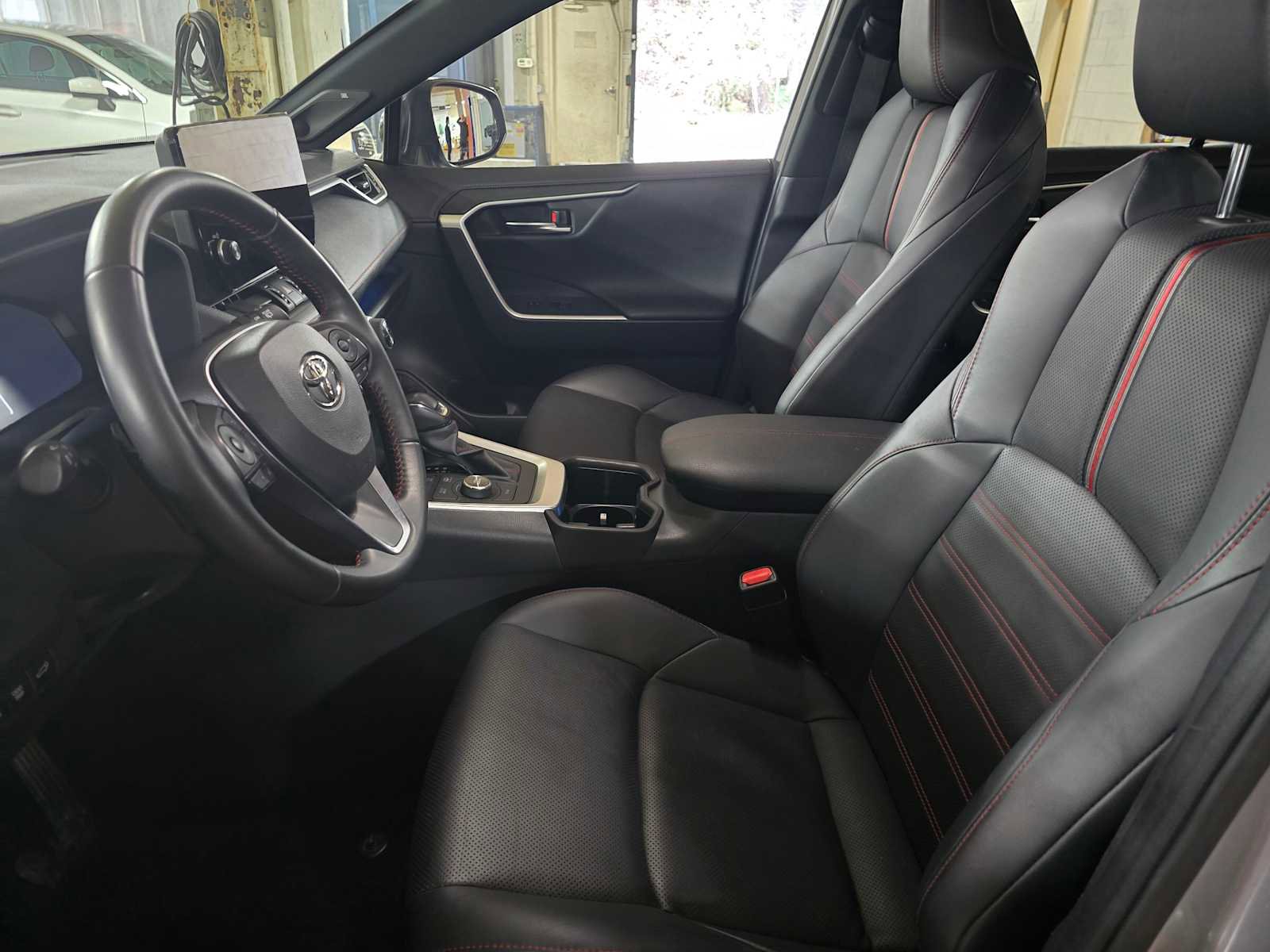 Used 2024 Toyota RAV4 XSE w/ Premium Package image 21