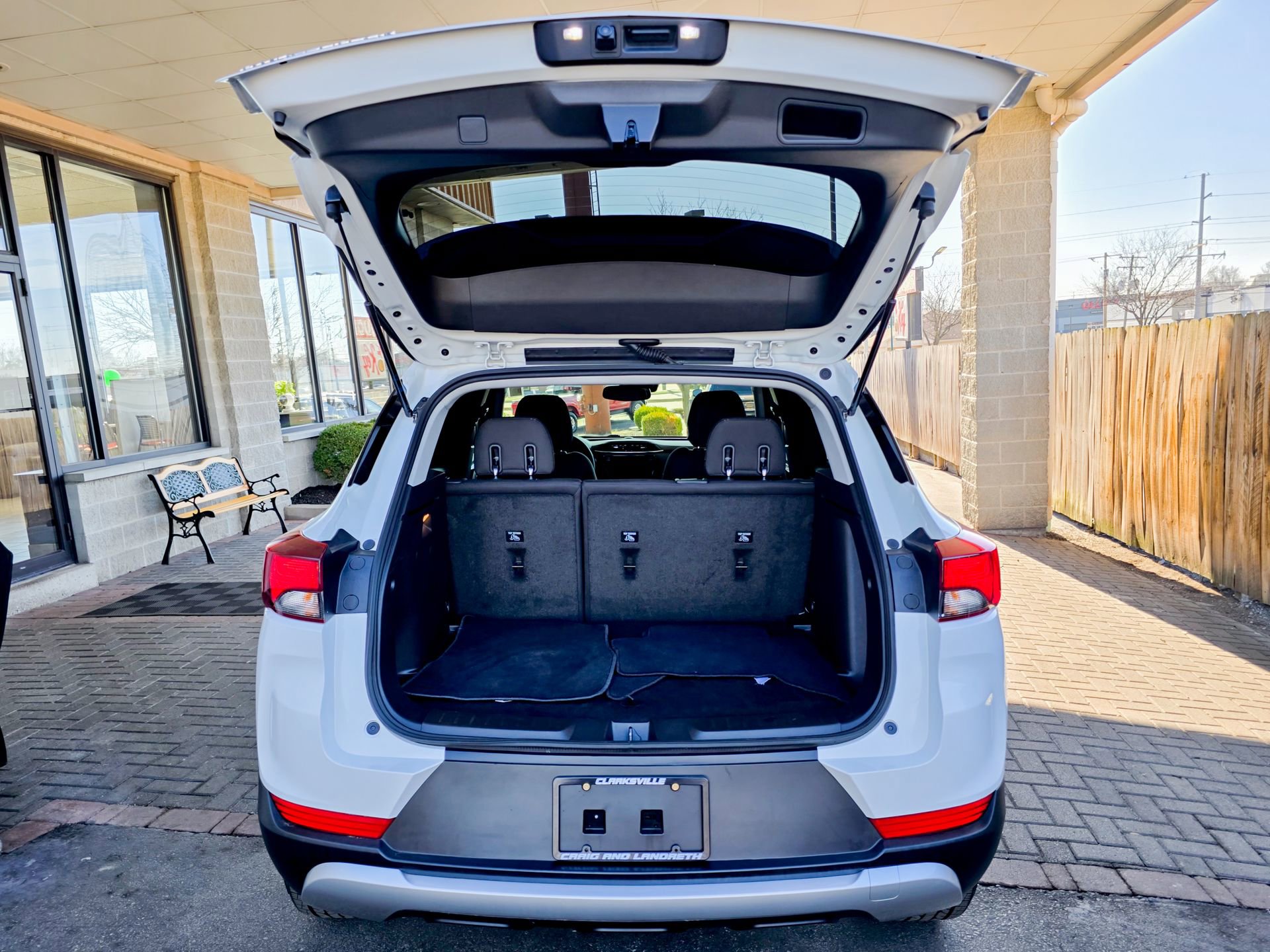 Used 2023 Chevrolet TrailBlazer LT w/ Convenience Package image 36