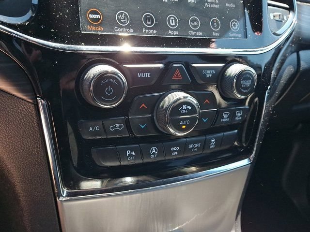 Certified 2021 Jeep Grand Cherokee Laredo X AWD/4WD image 19