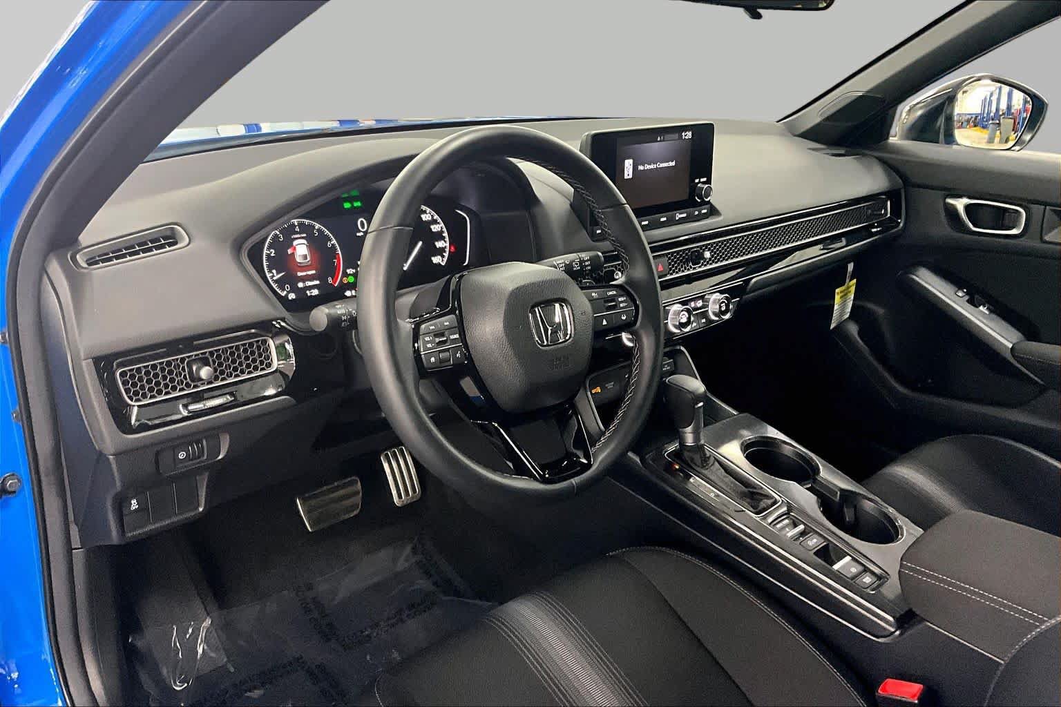 Used 2025 Honda Civic Sport image 18