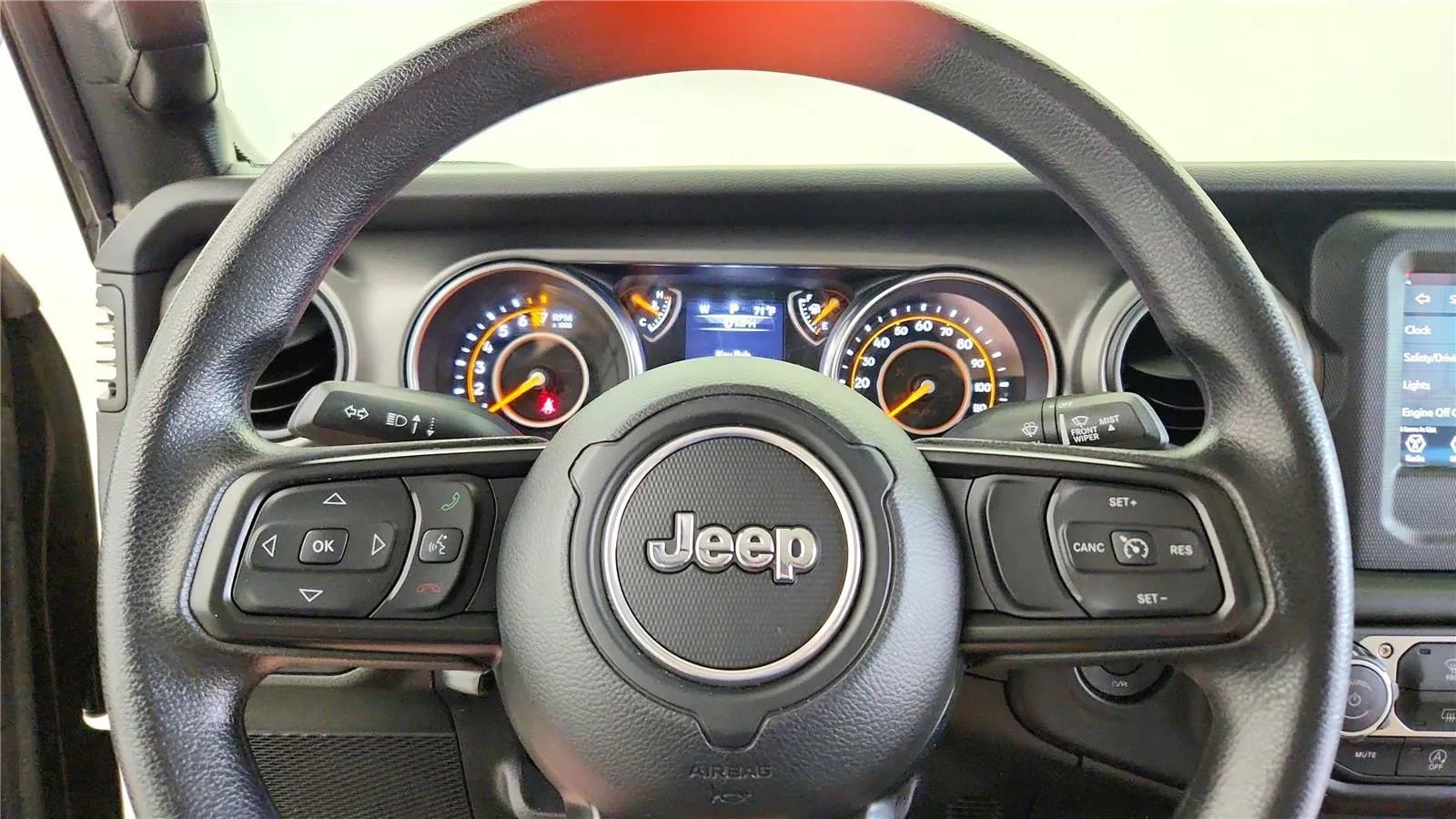 Used 2022 Jeep Gladiator Sport w/ Trailer Tow Package AWD/4WD image 25