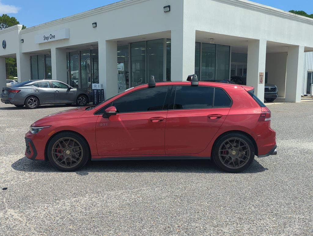 Certified 2026 Volkswagen GTI SE FWD image 4