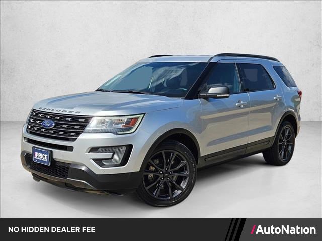 Used 2017 Ford Explorer XLT w/ Equipment Group 202A FWD image 1