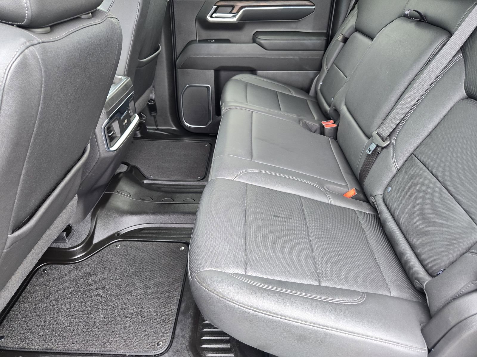 Used 2023 GMC Sierra 1500 SLT RWD image 28
