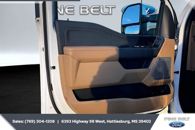 Used 2023 Ford F250 Lariat w/ Tow Technology Package image 18