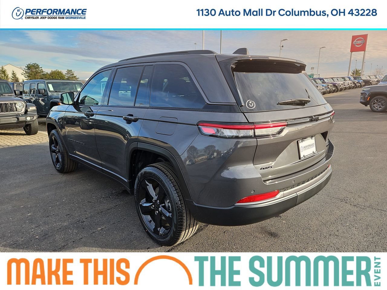 New 2026 Jeep Grand Cherokee Limited w/ Limited Altitude Package AWD/4WD image 5