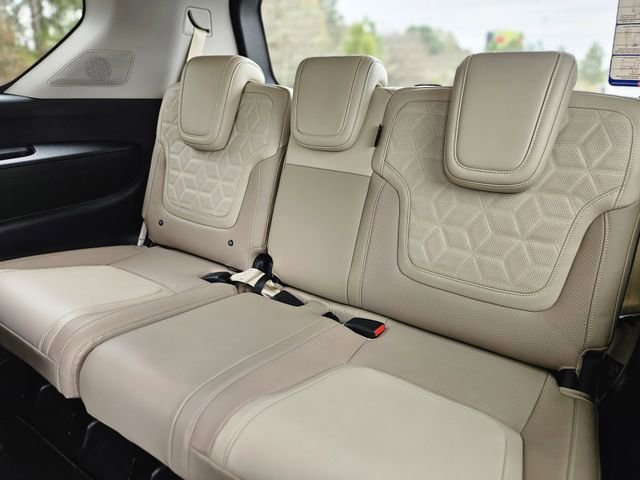 New 2026 Nissan Armada Platinum image 29