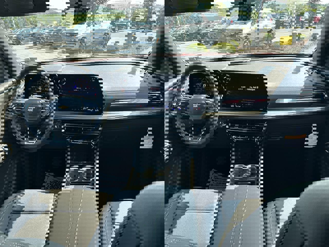 New 2026 Chevrolet Traverse LT w/ Driver Confidence Package image 16