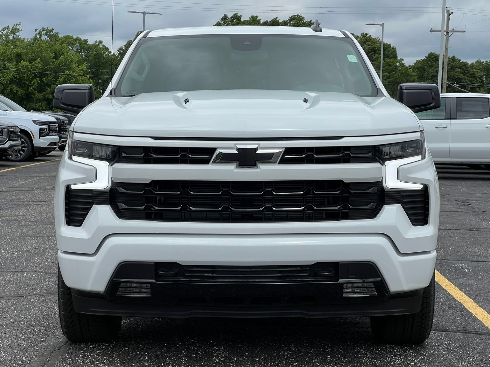 New 2026 Chevrolet Silverado 1500 RST w/ Dark Appearance Package AWD/4WD image 47