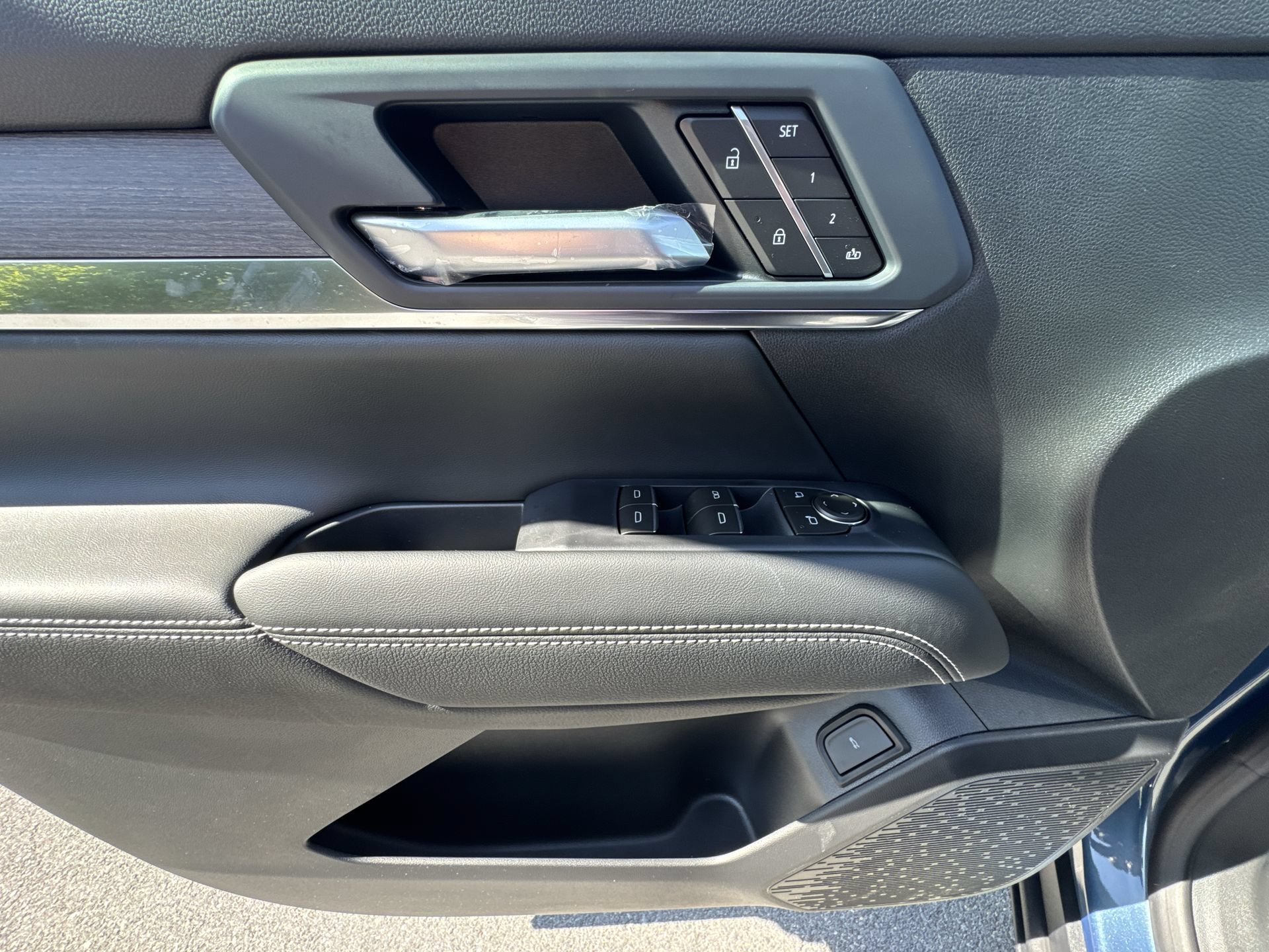 New 2026 GMC Terrain Denali AWD/4WD image 15